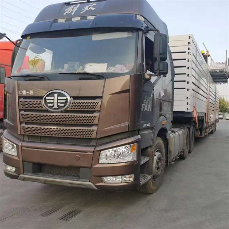 武定县玉树市：物流专线的高效货运之旅