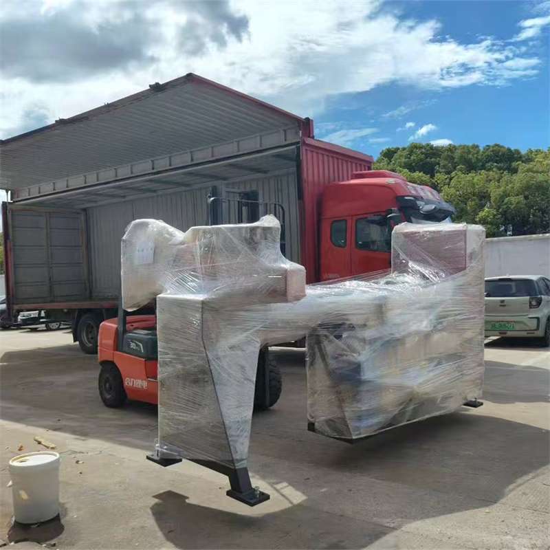 武定县八宿县进仓物流：多元服务与高效运输探索