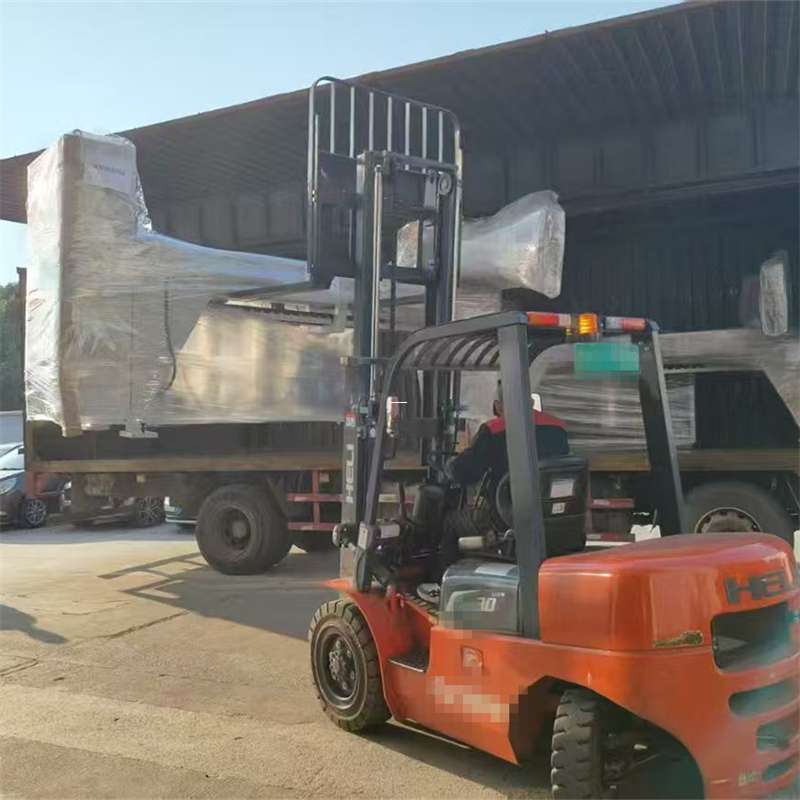 武定县探秘神木市进仓物流的多元货运世界